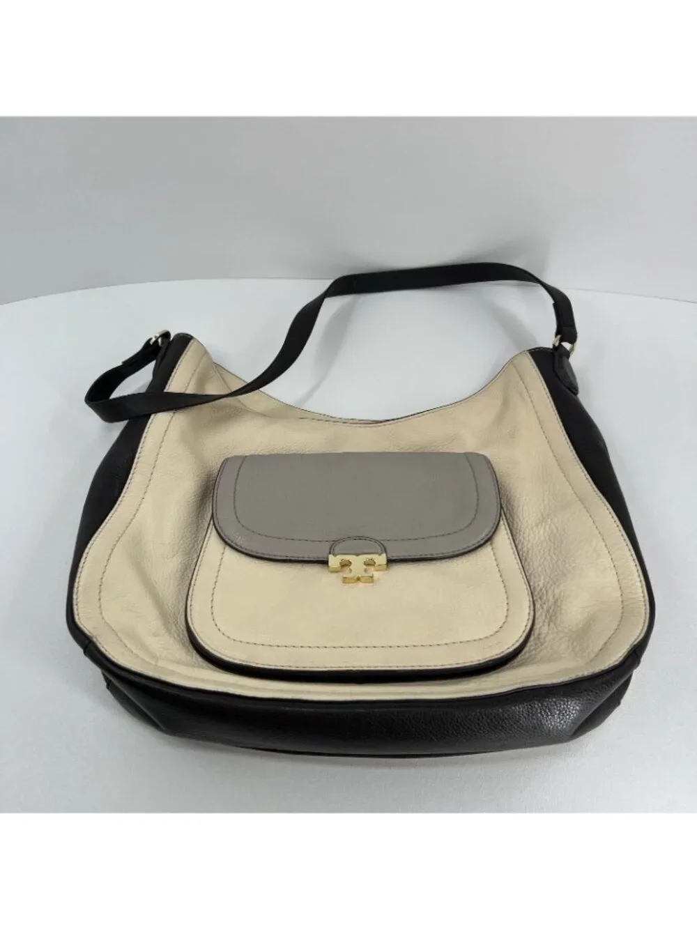 Tory Burch Sammy Hobo Shoulder Bag Womens Pebbled Leather Cream Black Colorblock